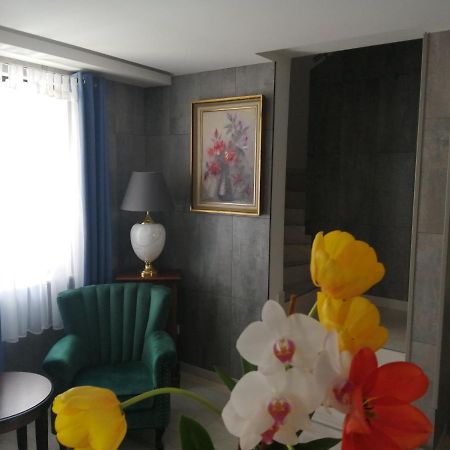 Filsdeger Haz - Central Rooms & Apartmans ภายนอก รูปภาพ