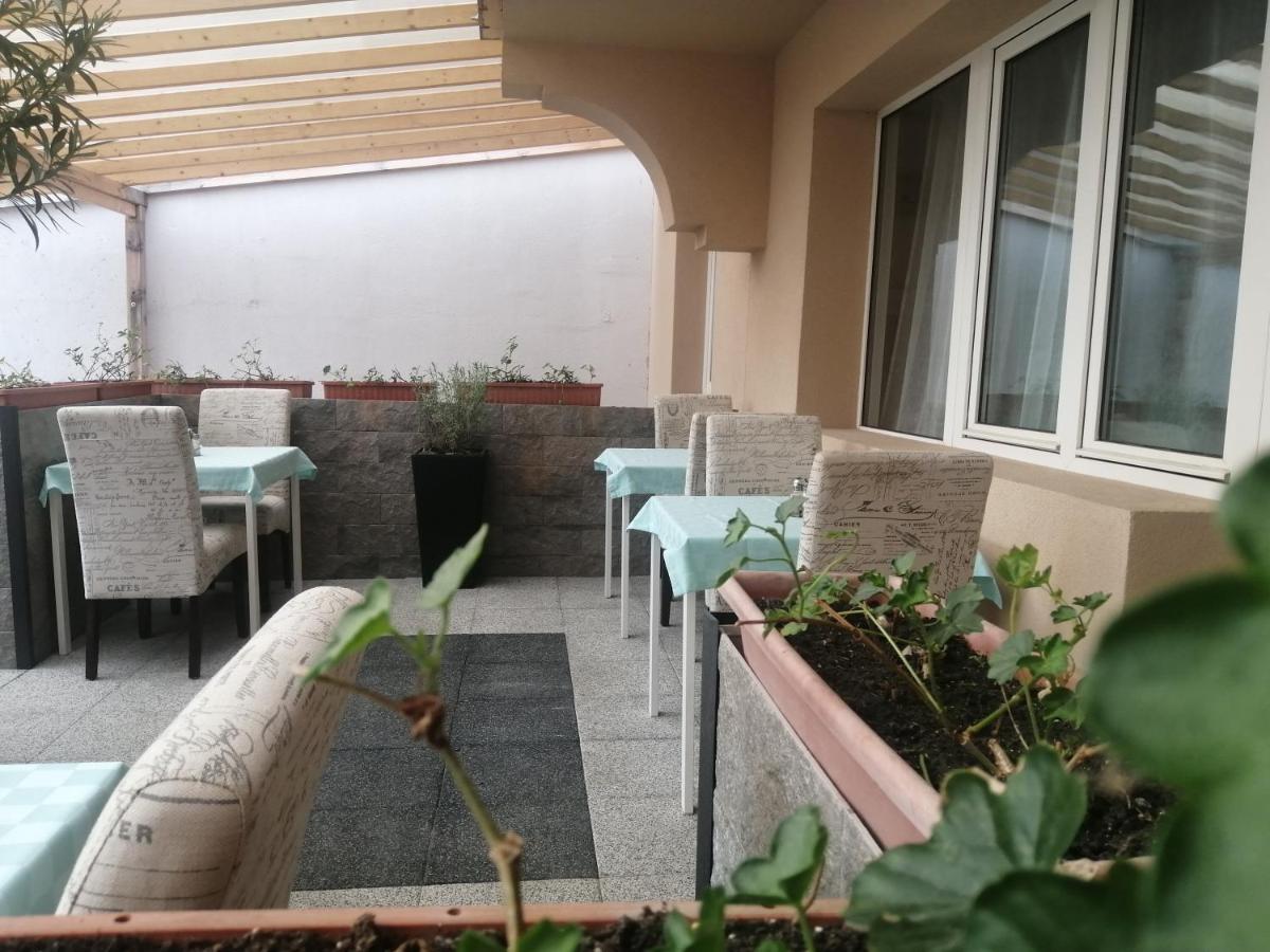 Filsdeger Haz - Central Rooms & Apartmans ภายนอก รูปภาพ