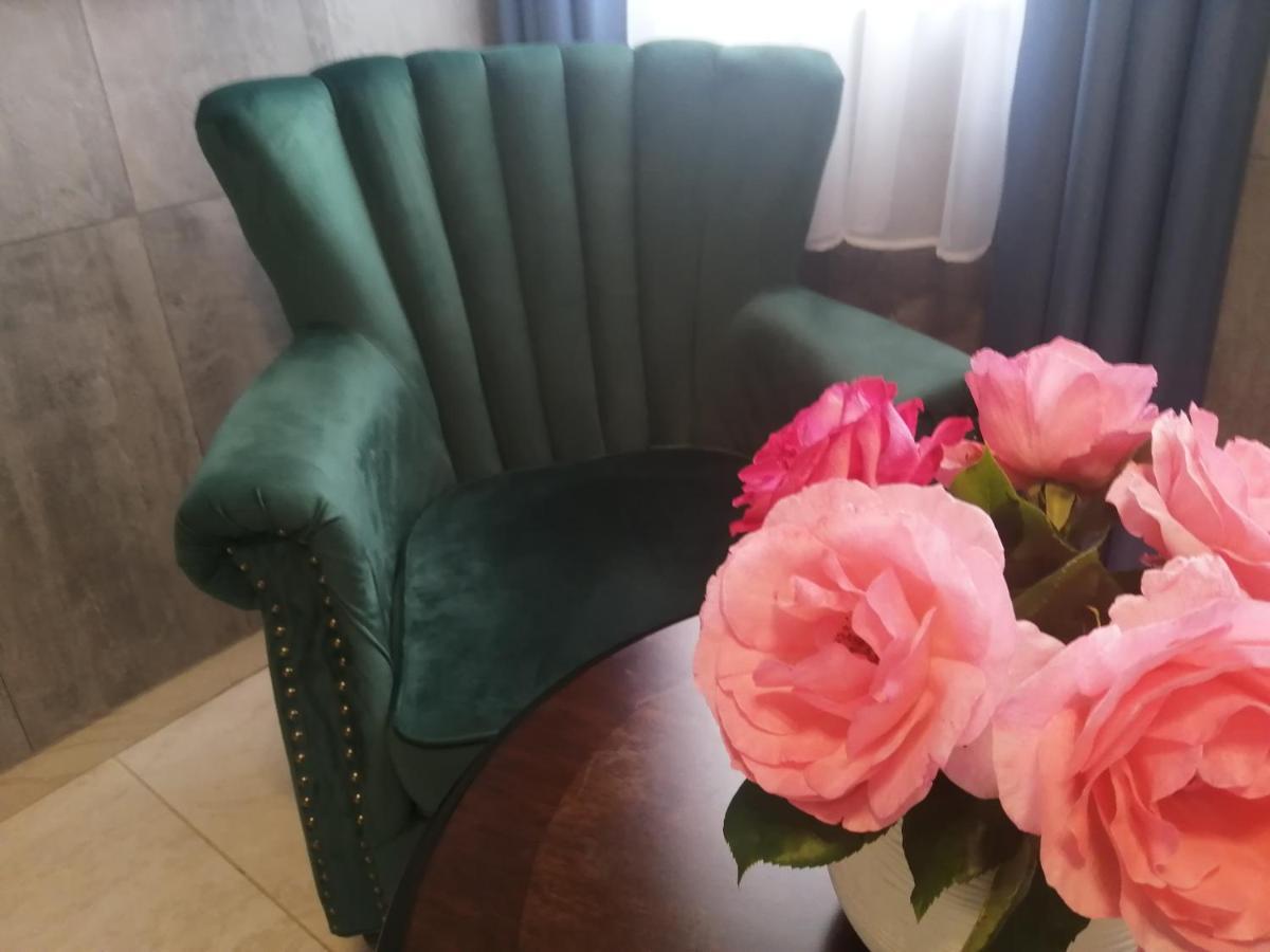 Filsdeger Haz - Central Rooms & Apartmans ภายนอก รูปภาพ